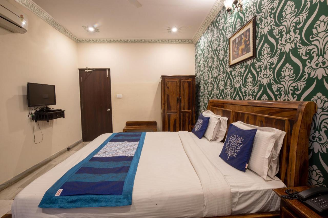 Hotel Royal Pratap Niwas Udaipur Exterior foto